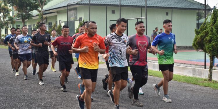 Personil Hubdam I/BB Gelar Olahraga Bersama: Sehat, Bugar, dan Semangat!