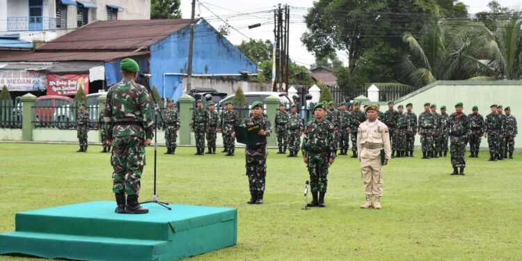 TINGKATKAN NASIONALISME, PRAJURIT HUBDAM I/BB LAKSANAKAN UPACARA 17-AN
