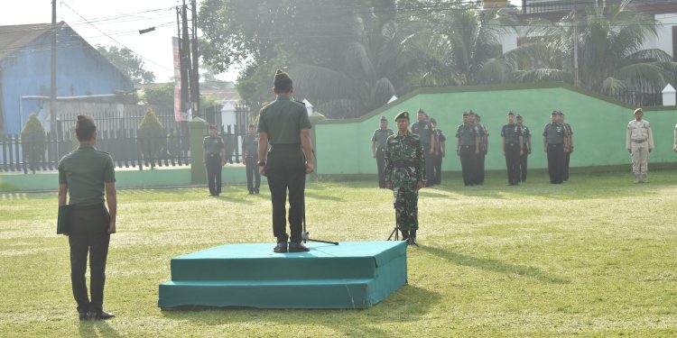 Personel Hubdam I/BB Laksanakan Upacara Bendera Mingguan Sebagai Wujud Disiplin dan Pengabdian