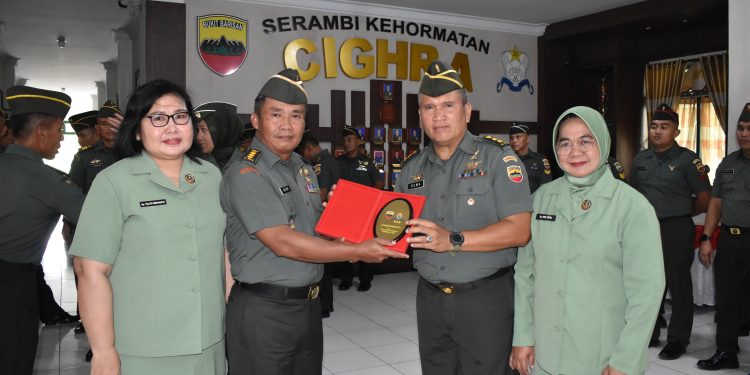 Personel Hubdam I/BB Laksanakan Upacara Serah Terima Jabatan dan Purna Tugas