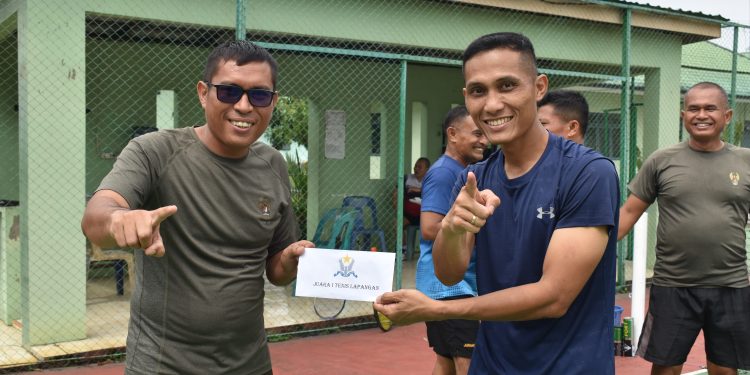 Personel Hubdam I/BB Gelar Pertandingan Tenis Lapangan Meriahkan HUT RI ke-80